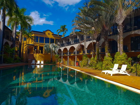 Palm Royale Cairns - Tourism Noosa 5