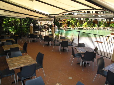 Palm Royale Cairns - Tourism Noosa 7