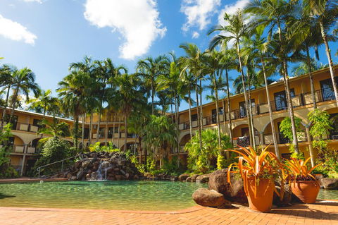 Palm Royale Cairns - Tourism Noosa 11