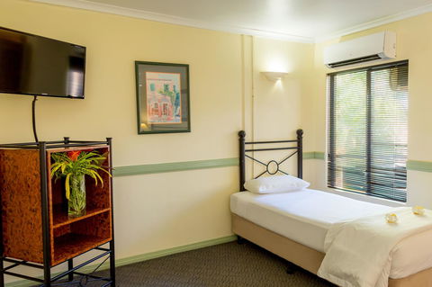 Palm Royale Cairns - Tourism Noosa 23
