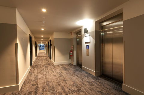 Woodroffe Hotel - Tourism Noosa 16