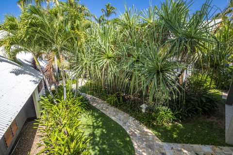 Pure Magnetic Villa 9 - Tourism Noosa 17