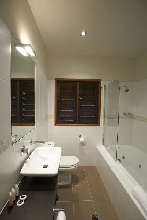 Pure Magnetic Villa 9 - Tourism Noosa 6