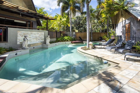 Pure Magnetic Villa 9 - Tourism Noosa 13