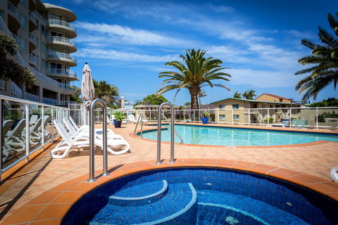 Kirra Beach Apartments - Tourism Noosa 0