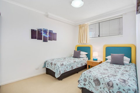 Kirra Beach Apartments - Tourism Noosa 18