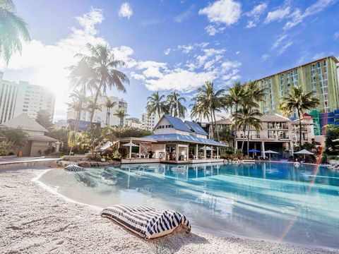 Novotel Cairns Oasis Resort - Tourism Noosa 0