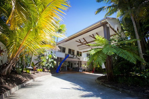 Bay Of Palms - Tourism Noosa 16
