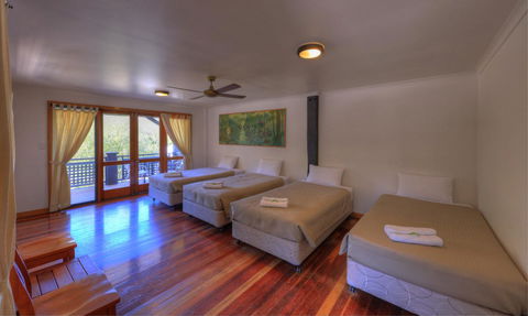 Fraser Island Retreat - Tourism Noosa 13
