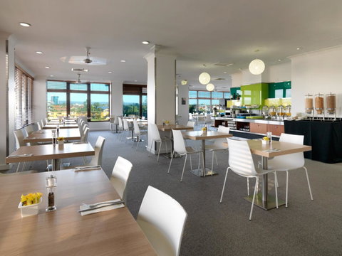Vibe Hotel Gold Coast - Tourism Noosa 34