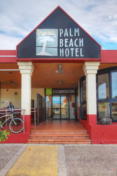 Palm Beach Hotel - Tourism Noosa 7