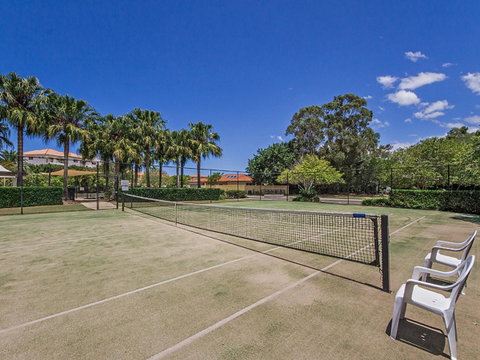 Waterfront Resort Villa With Buggy - Tourism Noosa 18
