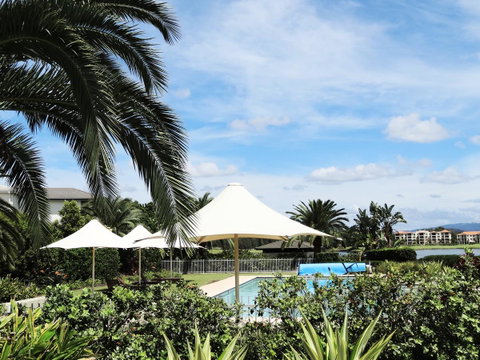 Waterfront Resort Villa With Buggy - Tourism Noosa 22