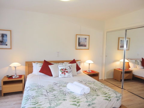 Waterfront Resort Villa With Buggy - Tourism Noosa 14