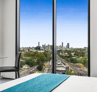 Essence Suites Taringa