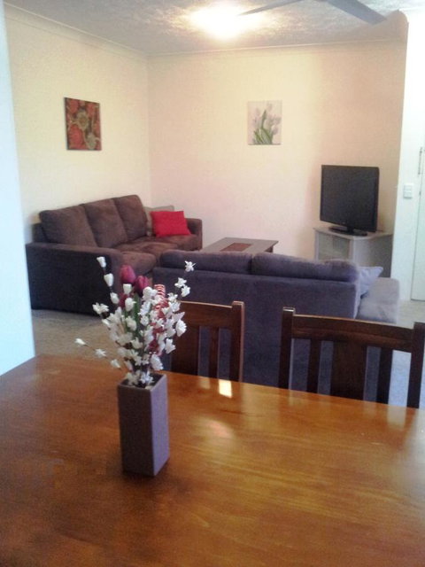 Champelli Palms Apartments - Tourism Noosa 7