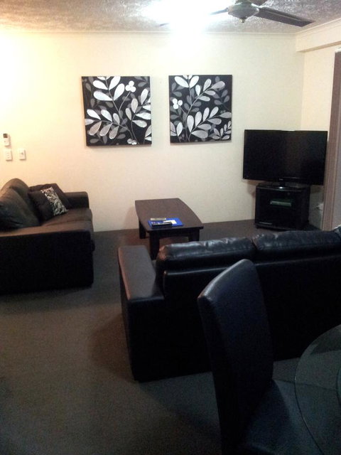 Champelli Palms Apartments - Tourism Noosa 14