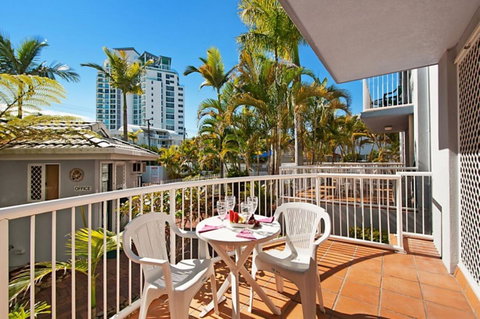 Champelli Palms Apartments - Tourism Noosa 2