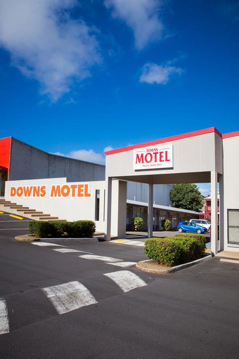 Downs Motel - Tourism Noosa 1