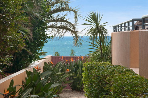 Alexandra On The Pacific - Tourism Noosa 28