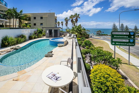 Alexandra On The Pacific - Tourism Noosa 3