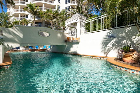 ULTIQA Burleigh Mediterranean Resort - Tourism Noosa 12