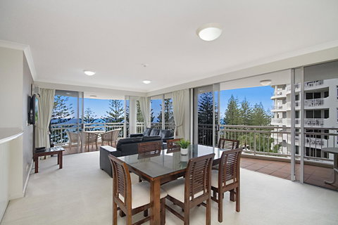 ULTIQA Burleigh Mediterranean Resort - Tourism Noosa 4