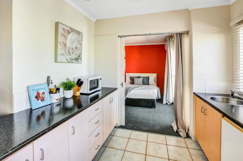 Coral Tree Inn - Tourism Noosa 27