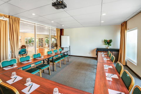 Coral Tree Inn - Tourism Noosa 9