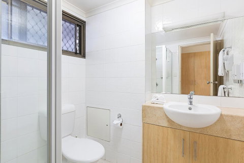 Reef Gateway Hotel - Tourism Noosa 9