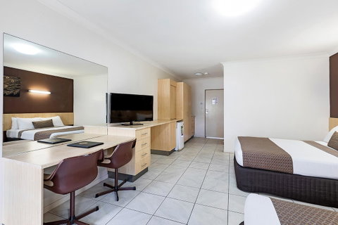 Reef Gateway Hotel - Tourism Noosa 3
