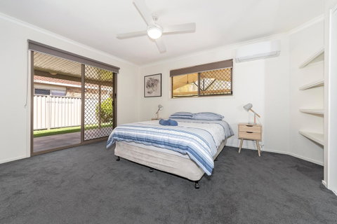 Waterfront Theme Park Getaway - Tourism Noosa 7