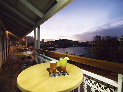 Oaks Townsville Metropole Hotel - Tourism Noosa 7