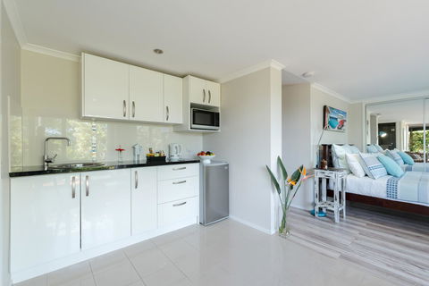 Private Guest Suite High On Currumbin Hill - Tourism Noosa 5