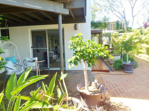 Private Guest Suite High On Currumbin Hill - Tourism Noosa 25