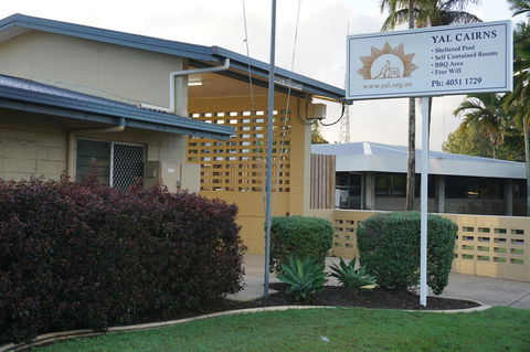 YAL Cairns - A Motel That Makes A Difference - Tourism Noosa 37