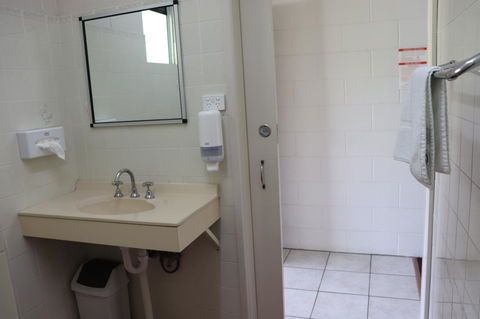 YAL Cairns - A Motel That Makes A Difference - Tourism Noosa 20