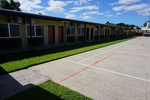 YAL Cairns - A Motel That Makes A Difference - Tourism Noosa 41