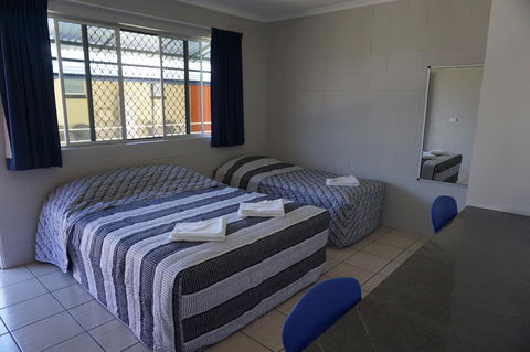 YAL Cairns - A Motel That Makes A Difference - Tourism Noosa 30