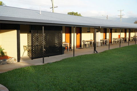 YAL Cairns - A Motel That Makes A Difference - Tourism Noosa 38