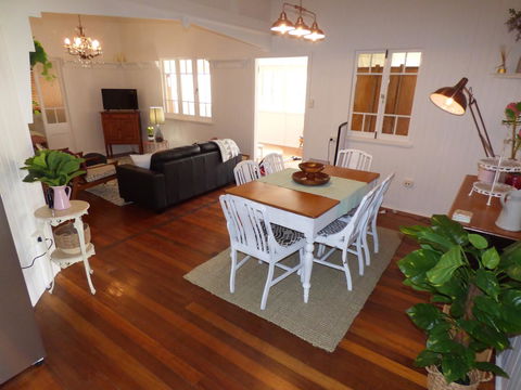 Lilly Pilly House - Tourism Noosa 4