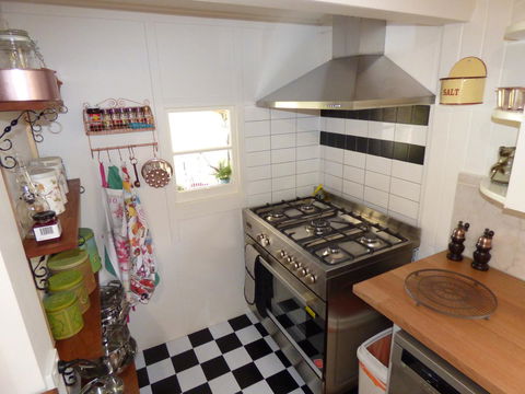 Lilly Pilly House - Tourism Noosa 8