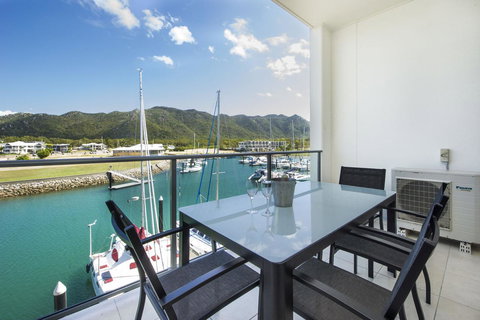 Blue On Blue Studio Room 1322 - Tourism Noosa 1