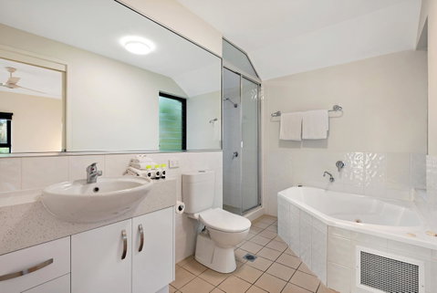 Oasis Apartments On Hamilton Island By HIHA - Tourism Noosa 25
