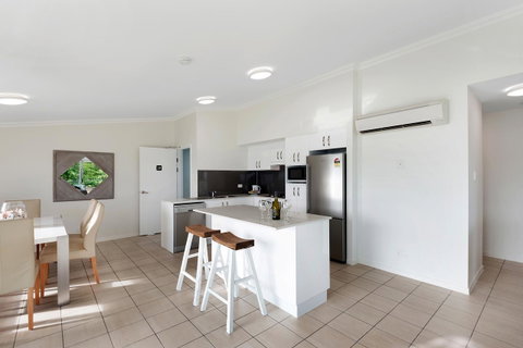 Oasis Apartments On Hamilton Island By HIHA - Tourism Noosa 41