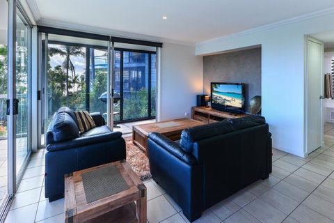 Oasis Apartments On Hamilton Island By HIHA - Tourism Noosa 11