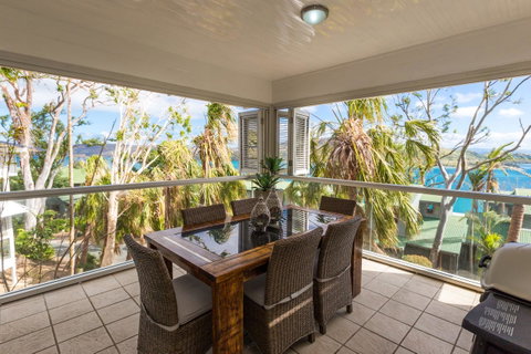 Oasis Apartments On Hamilton Island By HIHA - Tourism Noosa 7