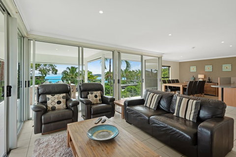 Oasis Apartments On Hamilton Island By HIHA - Tourism Noosa 20