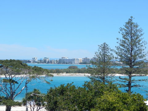Tranquil Shores - Tourism Noosa 15