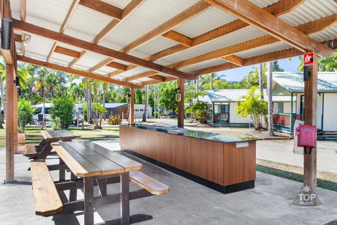 Tasman Holiday Parks - Airlie Beach - Tourism Noosa 4